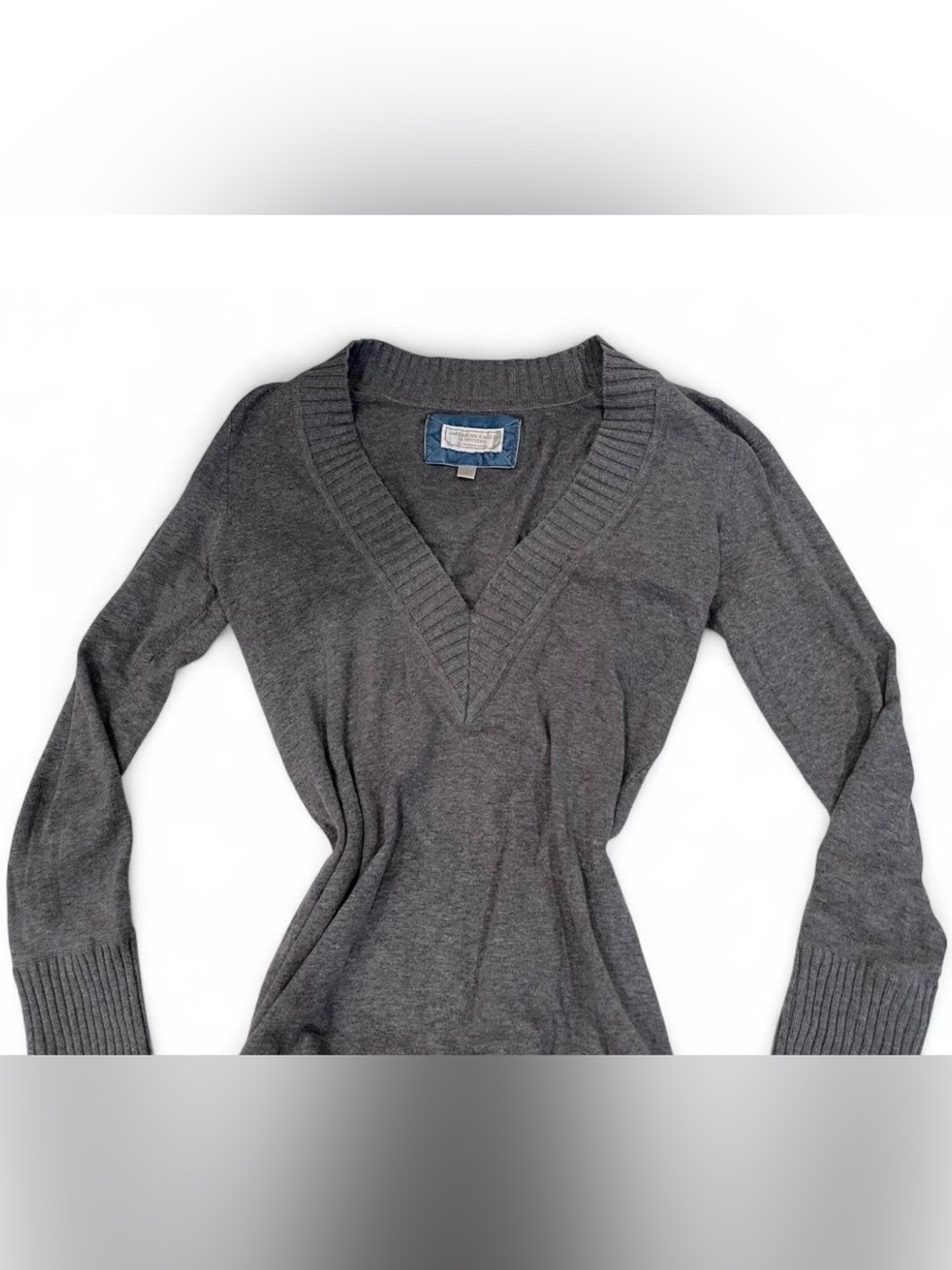 VTG American Eagle Outfitters Size Large Grey V-Neck Long Sleeve Sweater top - Picture 4 of 10